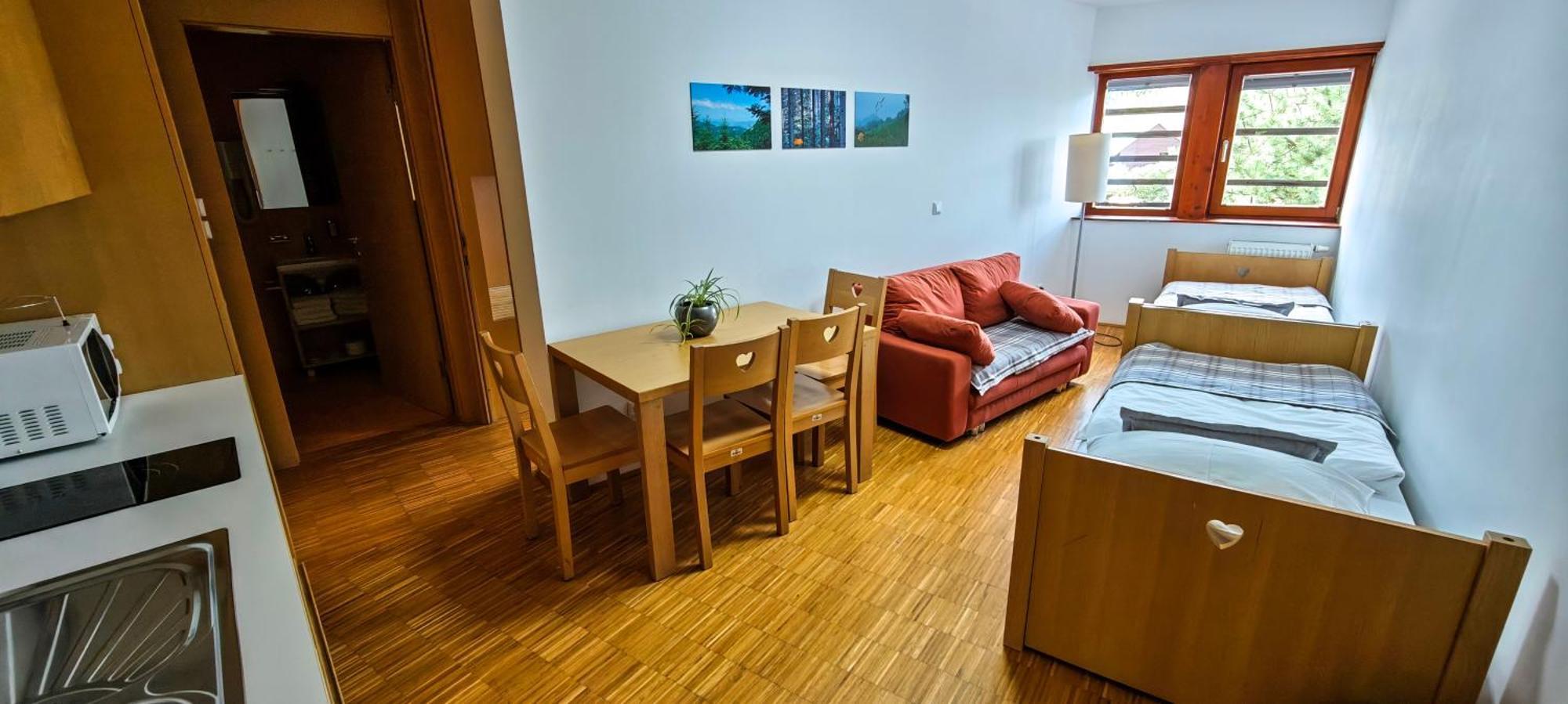 Hotel Celjska Koca Целе Экстерьер фото